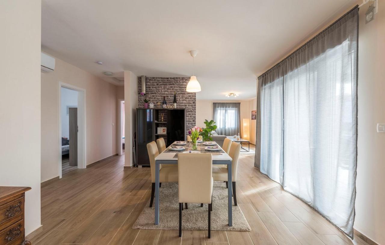 Villa Frontera Croatia Пореч Экстерьер фото