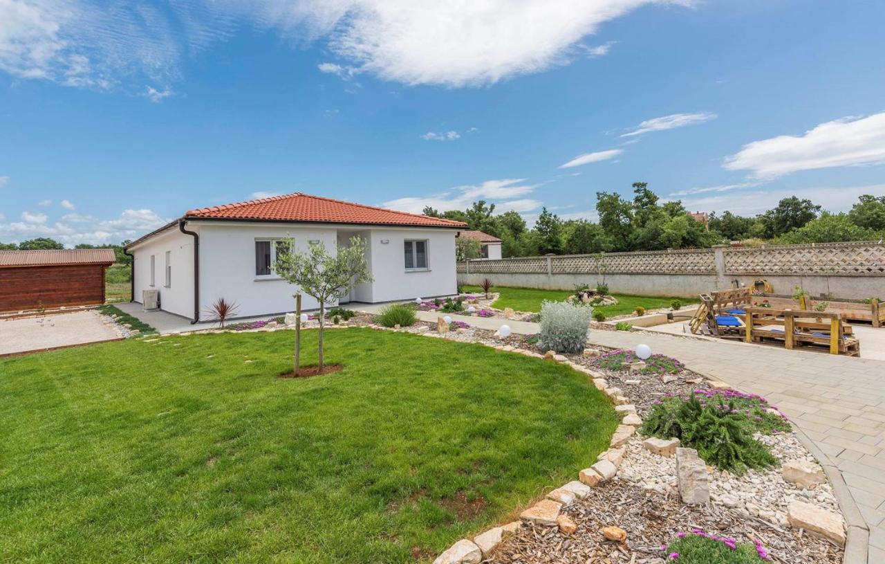 Villa Frontera Croatia Пореч Экстерьер фото